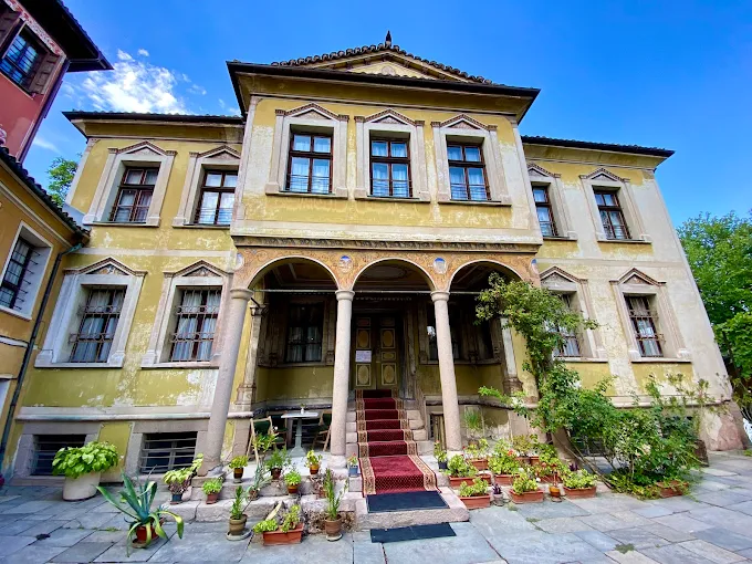 Gallery image