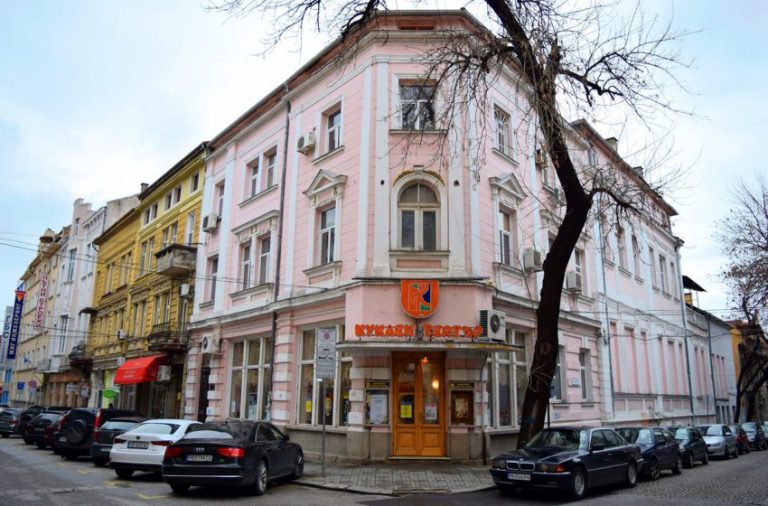 Gallery image