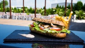 Плувен комплекс Colibri Pool And Garden