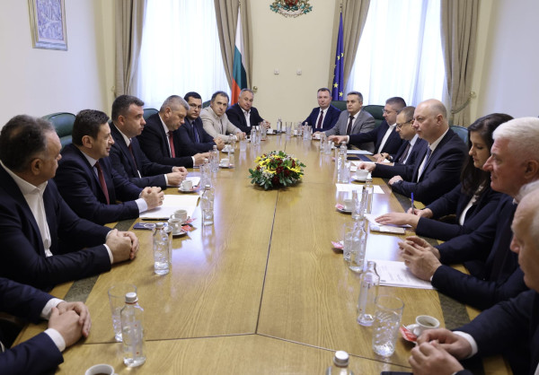 По-бърз и безопасен достъп до Родопите напредва проектът за пътя Асеновград – Смолян