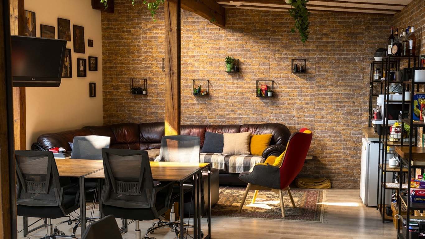 Интериор на Работерия Coworking Space